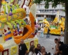 En total, participaron 19 carrozas en el desfile de la Batalla de Flores 2010